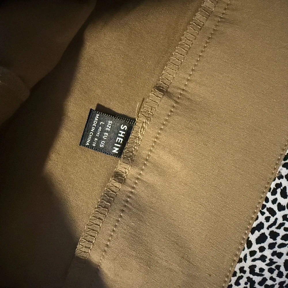 SHEIN mini skirt - Picture 3 of 5